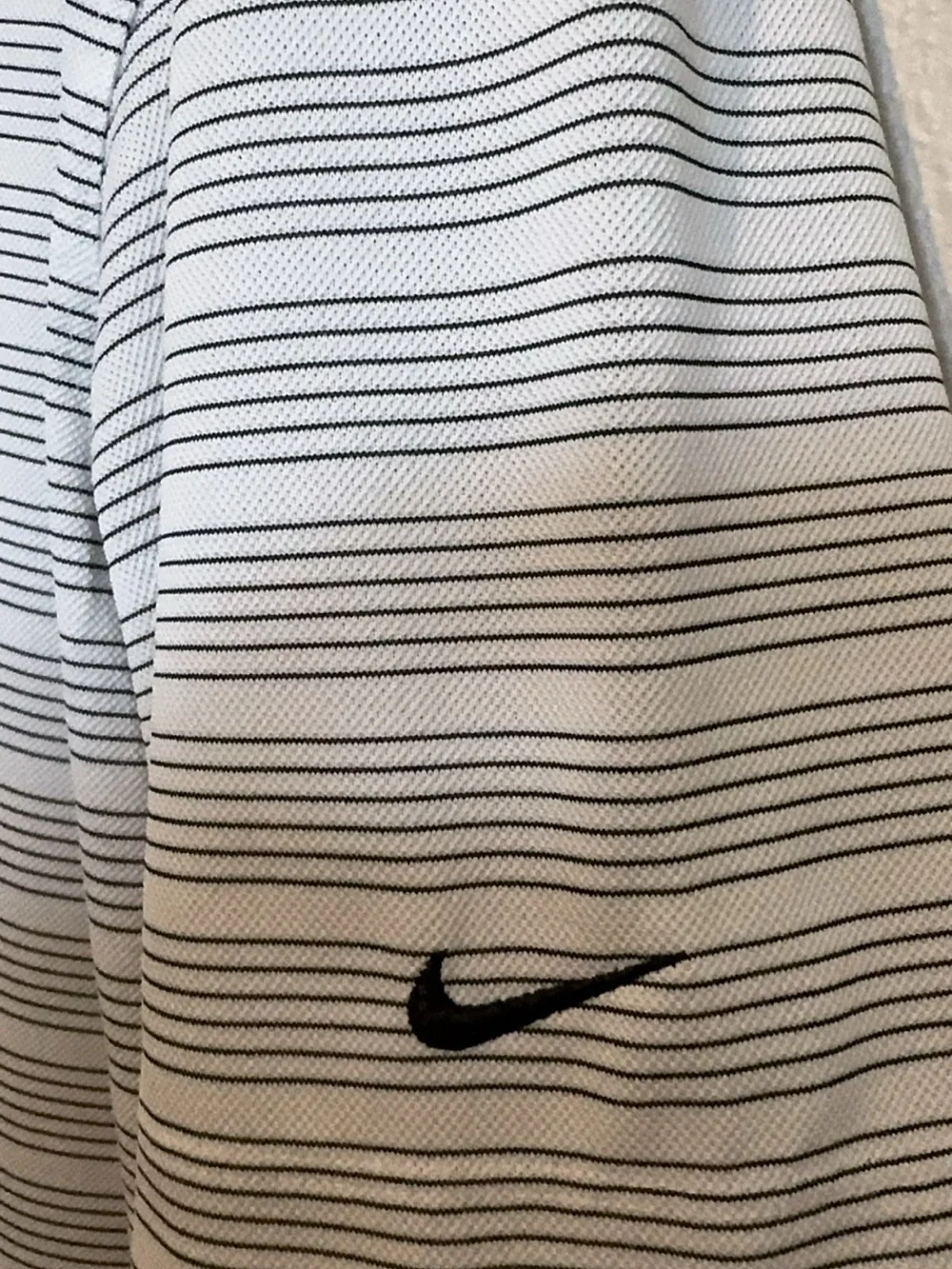 Nike Men’s White & Gray Striped Polo